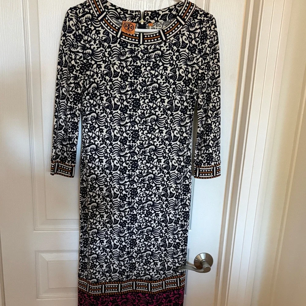 Tory Burch Black and White Floral Long Sleeve Dress‎